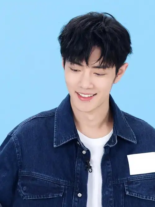 肖战纯白低v衬衫#  卷毛小赞超可爱060499