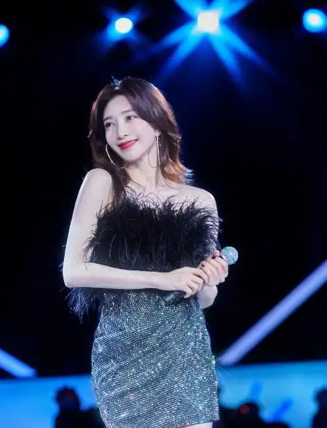 江疏影未免太低调,跳舞姿势惹关注