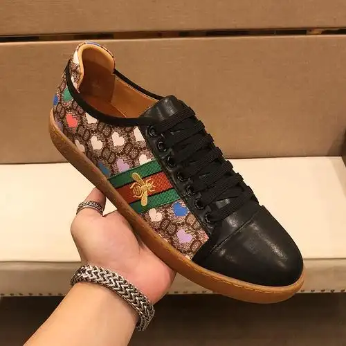 欧洲站大牌g家男鞋小蜜蜂刺绣休闲鞋酷奇官方新款潮流轻便板鞋