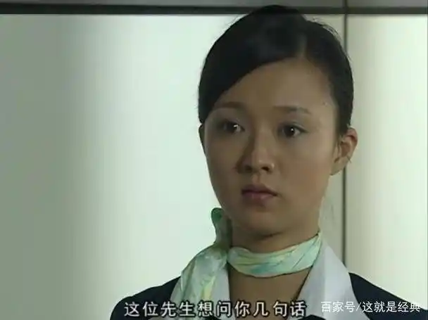 《落地请开手机》中的傅晶饰演的李小晚到底是做作还是清纯呢?