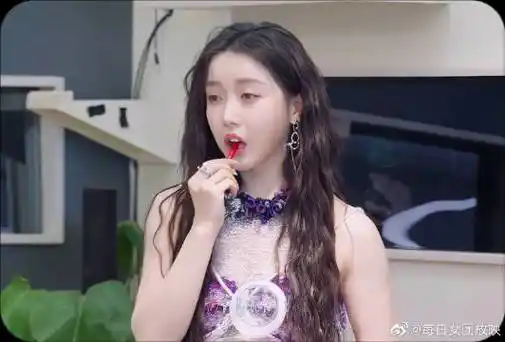 你的出现让我相信了人间值得姜贞羽刘垚昕姜贞羽