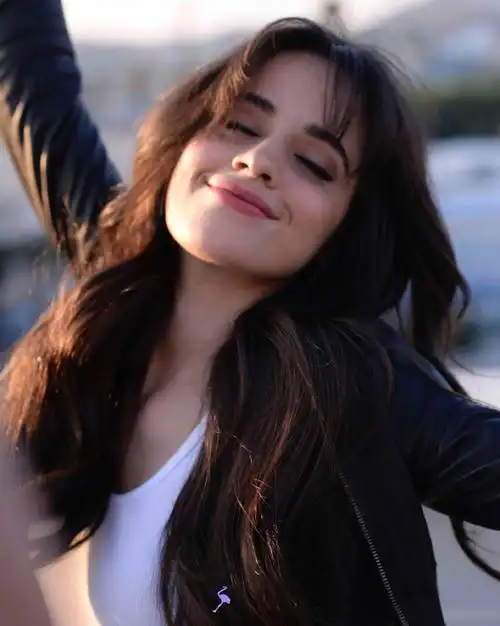 卡米拉·卡贝洛 camila cabello