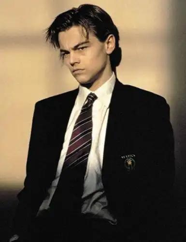 小李子演的电影(小李子莱昂纳多今天年方44啦)