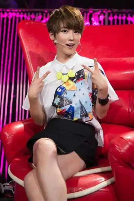 谢楠被赞逆生长 节目现场大晒萌娃