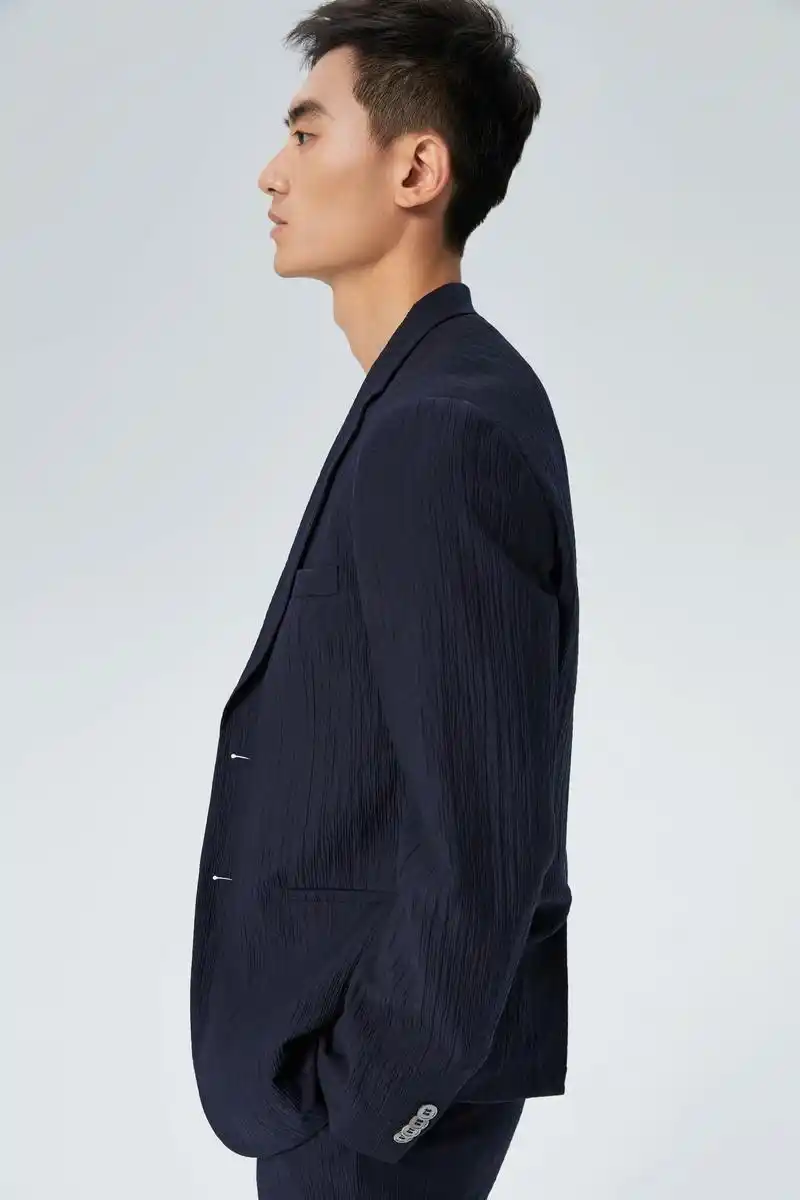 brloote|简约脱俗,彰显男人魅力.在追求时尚潮流的同时 - 抖音