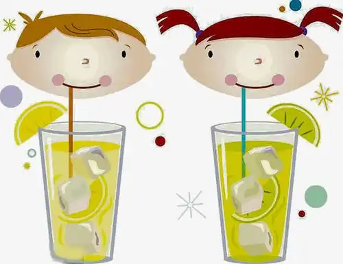 小朋友喝水彩色简笔画