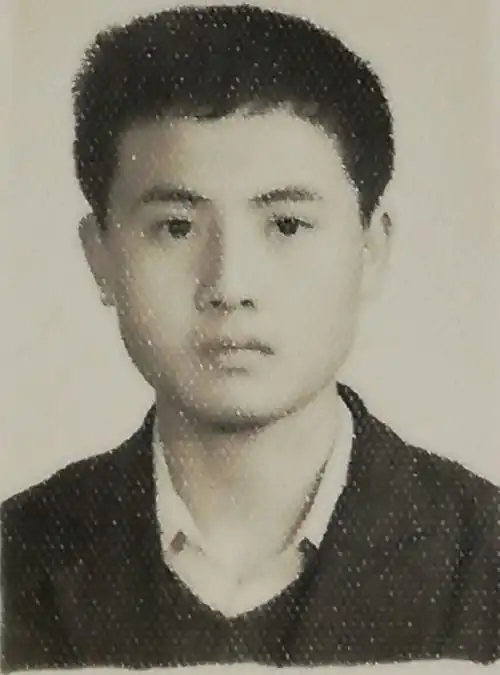 前81班,后80班黑白一寸相片集