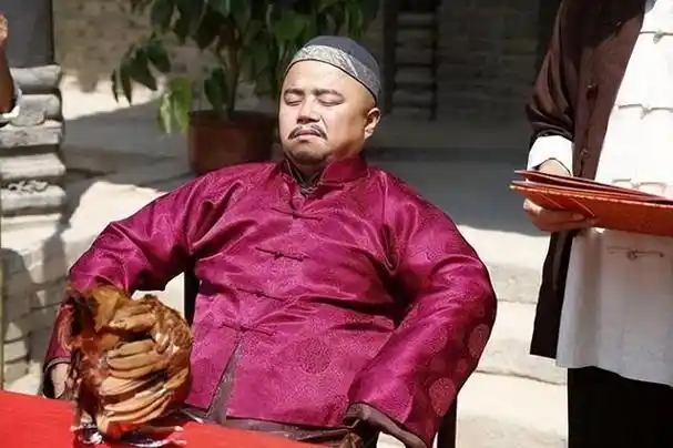 旧社会地主也会勤俭持家?其手段,如今的我们能"学"到精髓吗?