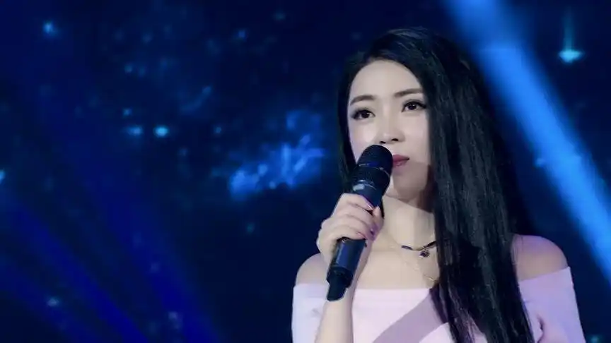 任妙音一首《忘不了》歌声柔情似水,优美动人,听的心儿醉!