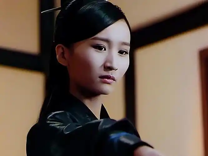 聂欢却饱受粉丝网暴,曾在2020年发布律师声明维权,聂欢婚后淡出演艺圈