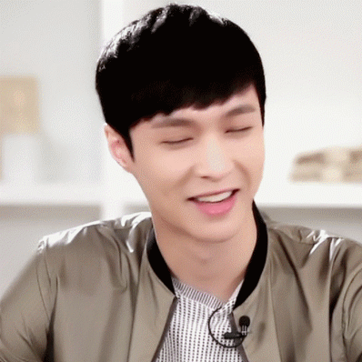 帅哥gif害羞gif捂脸gif微笑gif