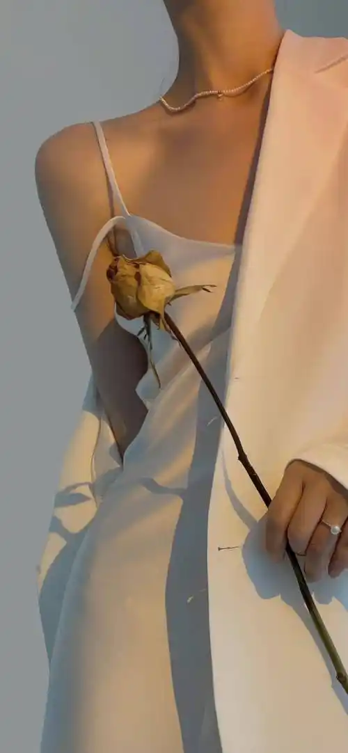 ins高级质感美女不露脸个性手机壁纸_美女_个性_质感