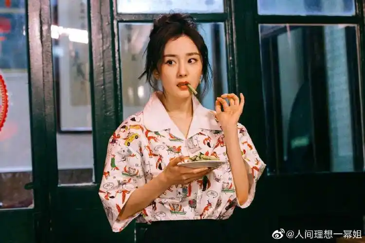 姐姐爆料恋爱细节,黏人却被前任当家庭脉,自曝仍会相信爱情_刘恺威