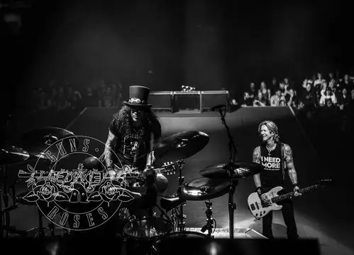 枪炮与玫瑰乐队