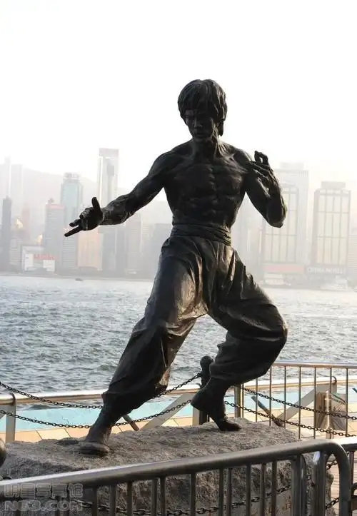 李小龙写真-683x988.147k.大图-明星写真馆n63.com