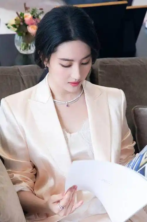 刘亦菲演技不行?