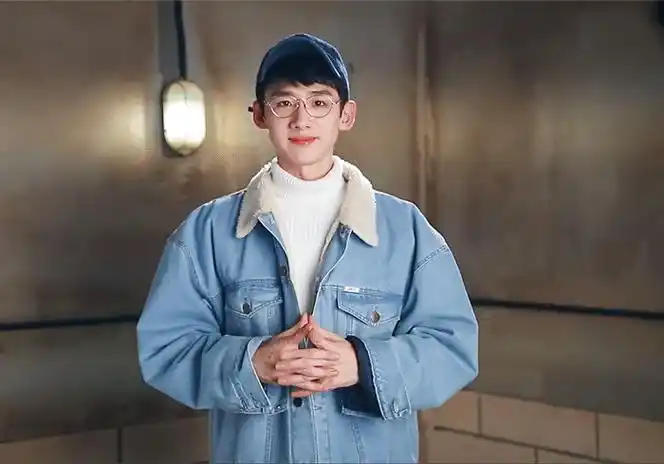 白敬亭八字中的妻子(白敬亭姻缘分析)