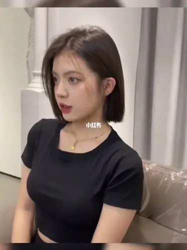 女生短发齐肩短发