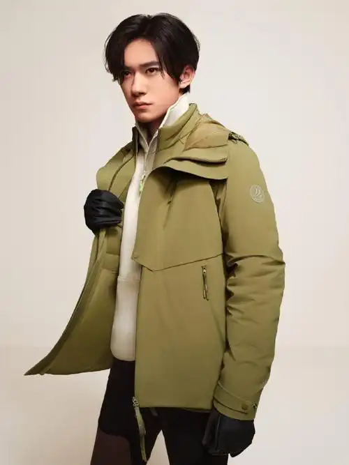 波司登舒适户外五获大奖##易烊千玺代言波司登