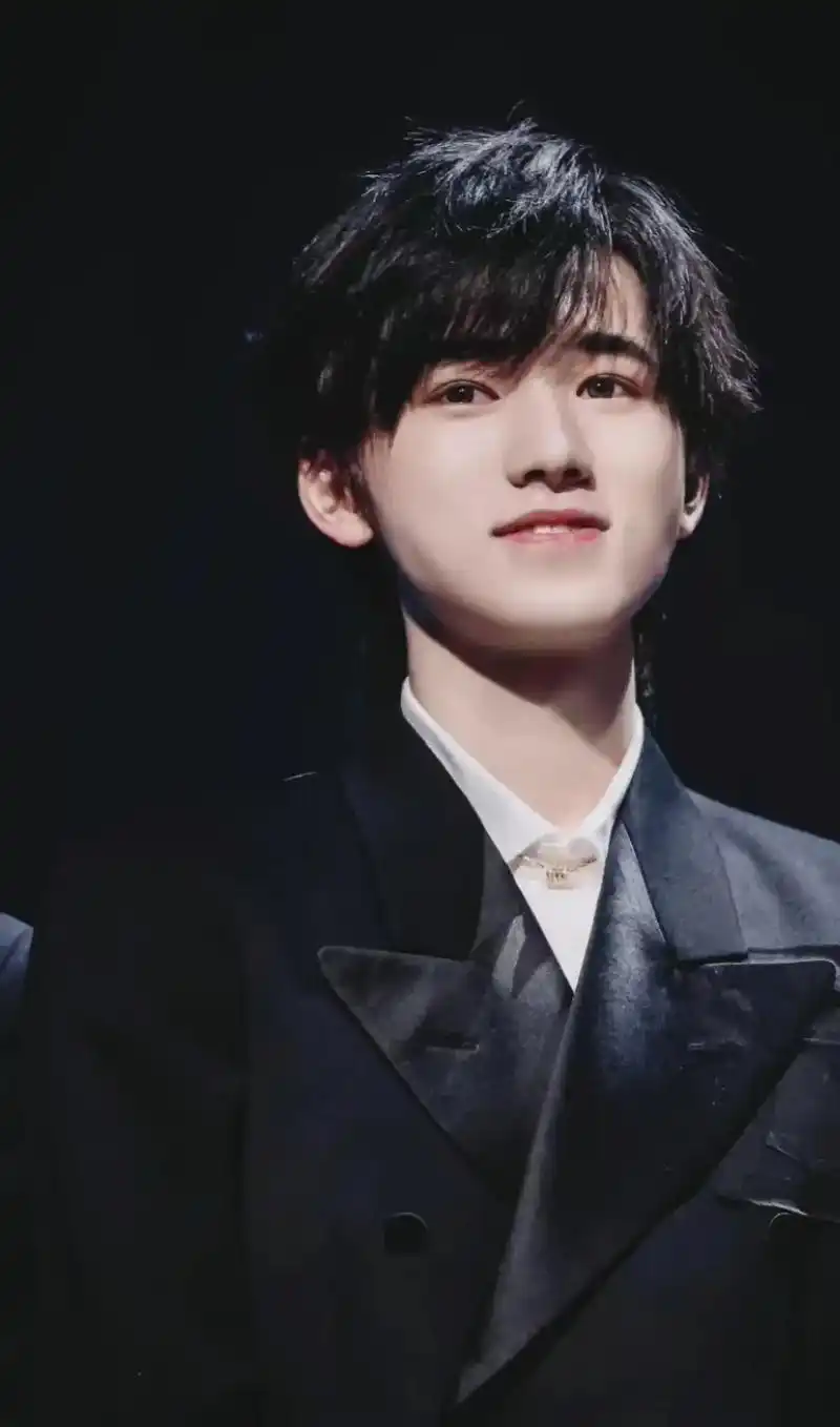 时代少年团宋亚轩 #宋亚轩壁纸 #宋亚轩  - 抖音