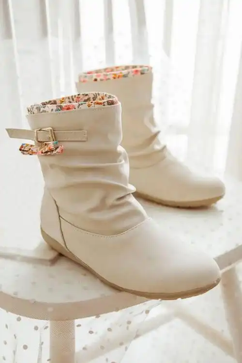 白色女孩靴子 平跟春单靴子花边短靴 小学中学学生鞋淑女 代理b50