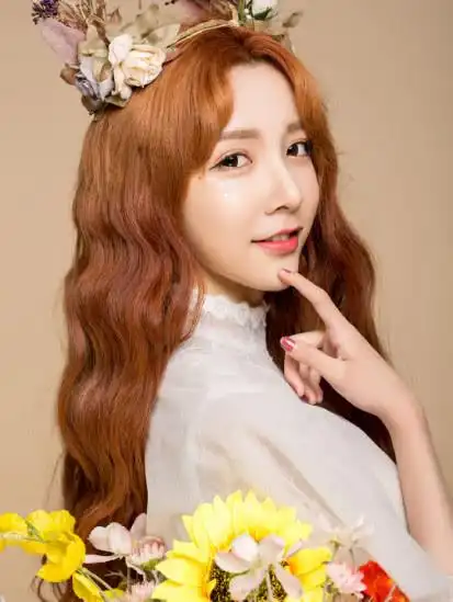 有种"女装大佬"叫"艾比",看到"男儿身"的他:帅到怀疑人生!