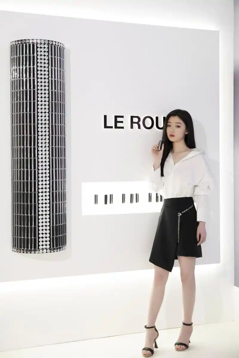 单依纯  美腿玉足合集[笑哭]