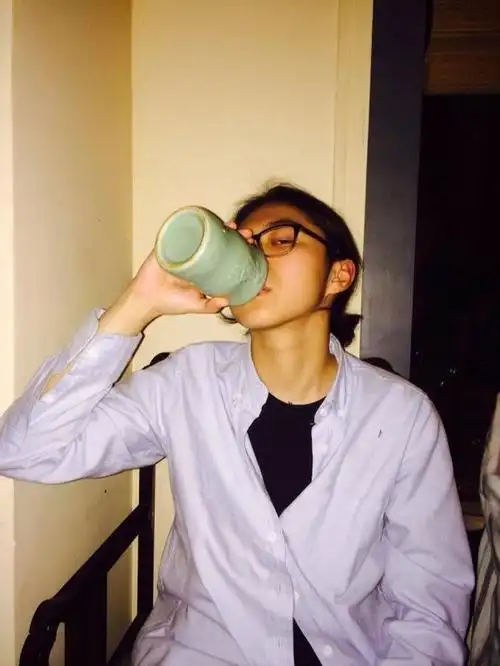 amorw95  7月21日 20:01   关注  祝星 陈粒 评论 收藏