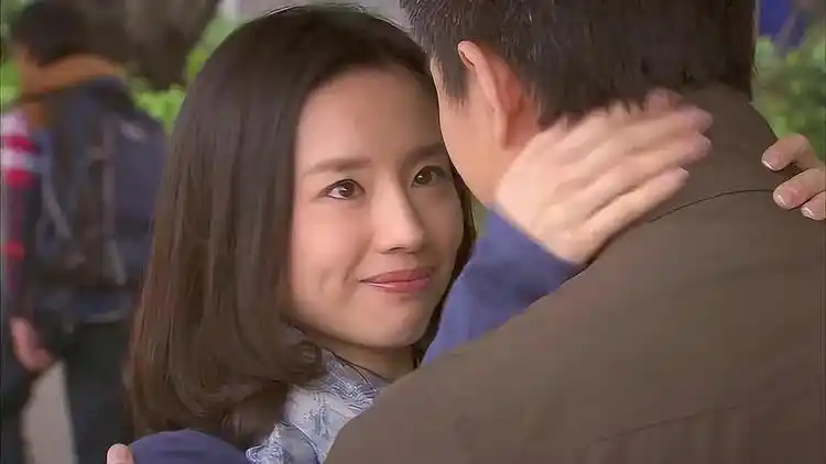 相爱十年:为使生活过得去,邓超董洁被迫分离,独自一人南下寻商机