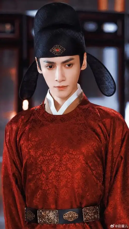 罗云熙逢大婚就得大疯