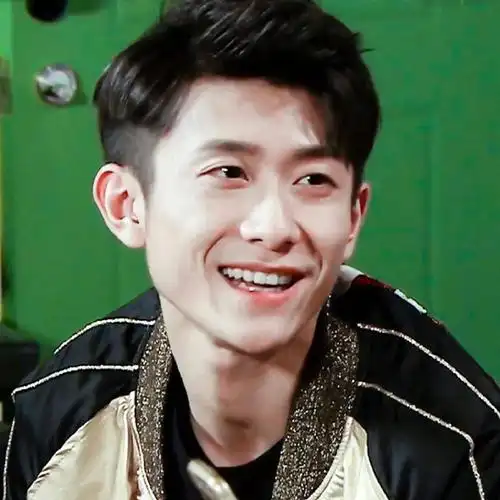 运气都不会太差,希望江北@张一山一直笑下去,今日收官,时光不老,我们