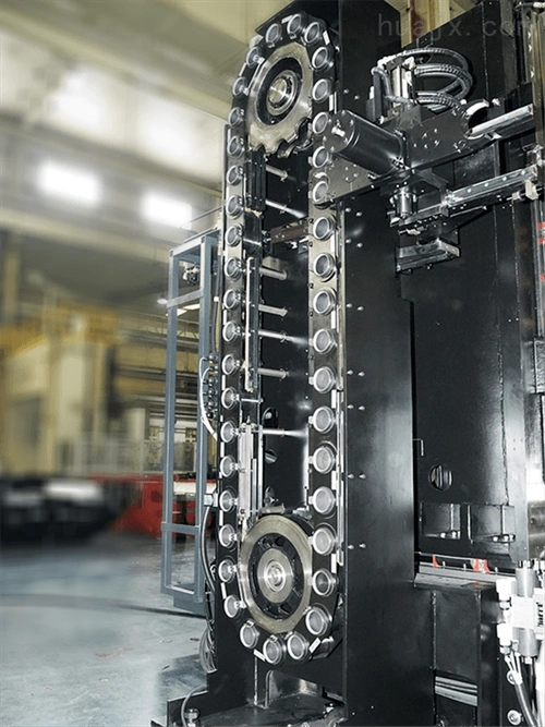 > h系列卧式加工中心刀库可以对重型刀具进行稳定和准确的刀具交换