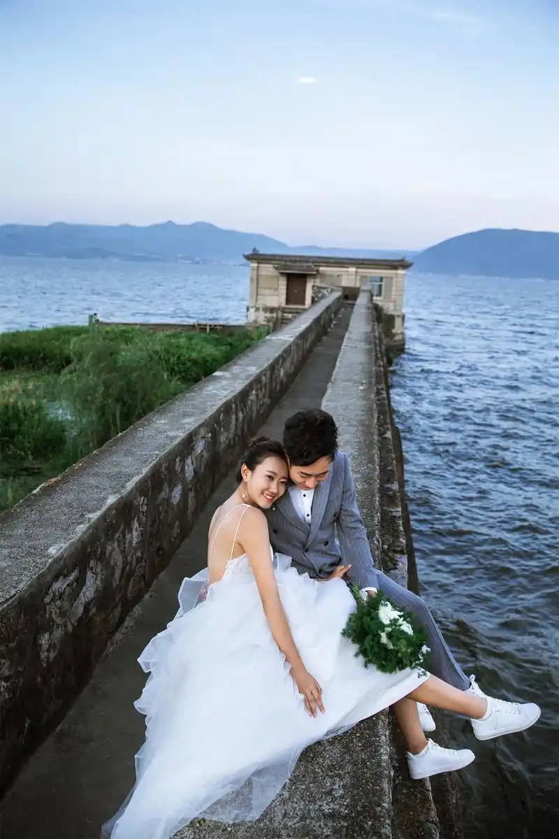 拍婚纱照你一定要知道这些 如何拍出好看的婚纱照