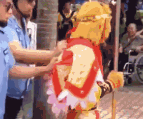 警察孙悟空逮捕gif动图_动态图_表情包下载_soogif