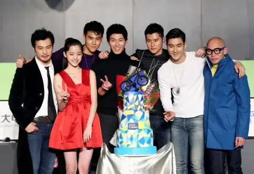 彭于晏窦骁大曝腿毛囧事 崔始源与欧阳娜娜定"六年之约"