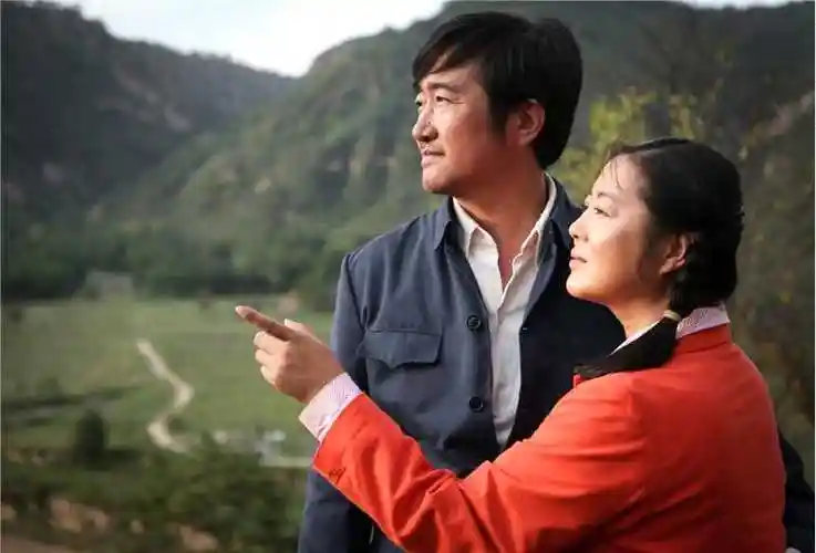 随着《岁岁年年柿柿红》的不断播出,观众会发现这部电视剧与以往农村