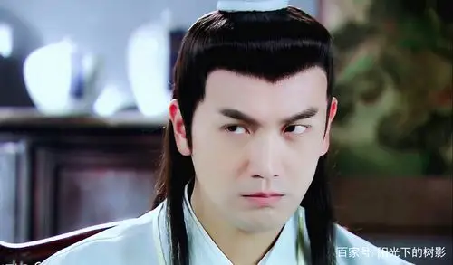 90年代的古装男神,乔振宇让人"沦陷",他简直让人移不开眼!