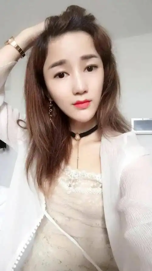 皮肤白的女人会不会更受男人喜爱?