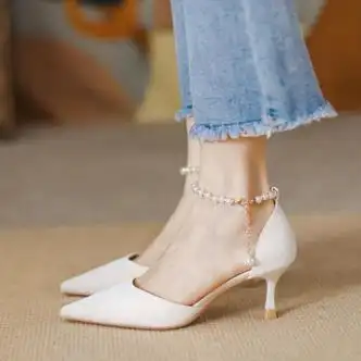 bhkw水钻法式珍珠小高跟鞋女细跟春夏季新款少女一字扣米杏色7cm36