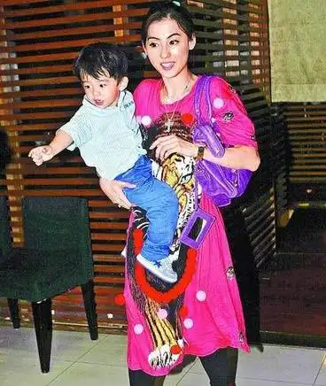 张柏芝与儿子