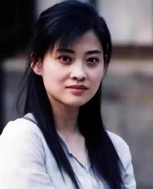 不傍富豪,不滥情,个个清白干净,这6位女演员堪称娱乐