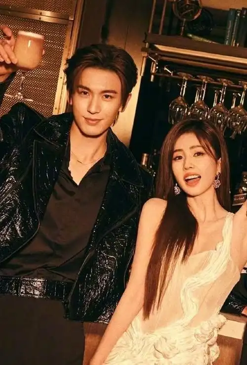 白鹿张凌赫复合两人分手原因曝光网友好离谱