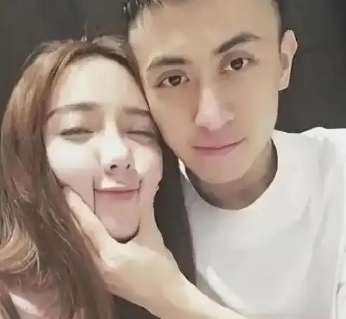 拒4000万分手费,妈靠娃赚9亿,王思聪惊呼她才是真玩家