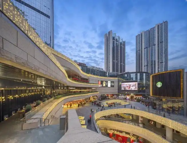 壹方城-壹方中心写字楼招商热线开启中……壹方中心总占地面积10万,总