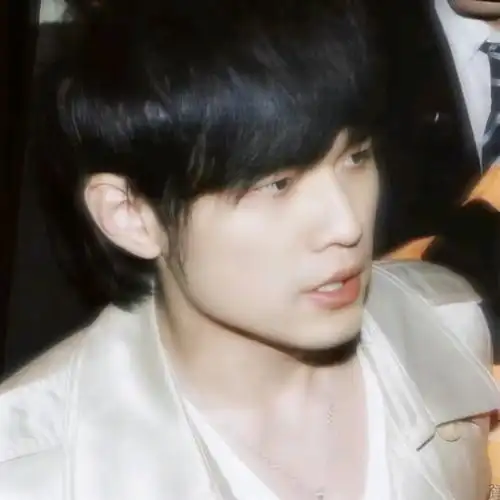 可以分享一波周杰伦的头像吗? - 知乎