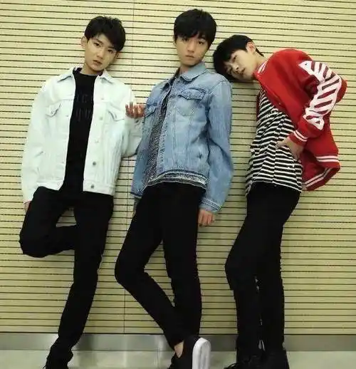tfboys晒新造型了王源易烊千玺的样子你喜欢吗