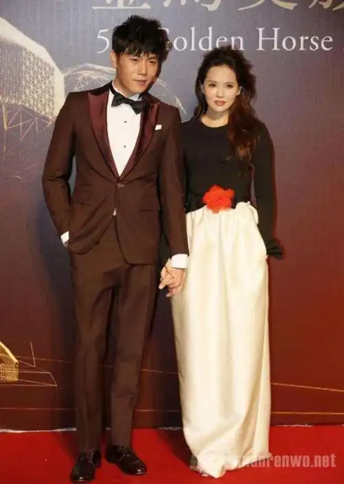 伊能静文笔引热议她竟是庾澄庆春泥作词人