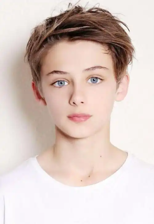 世界上最帅的男孩被封为世界最帅的小男孩