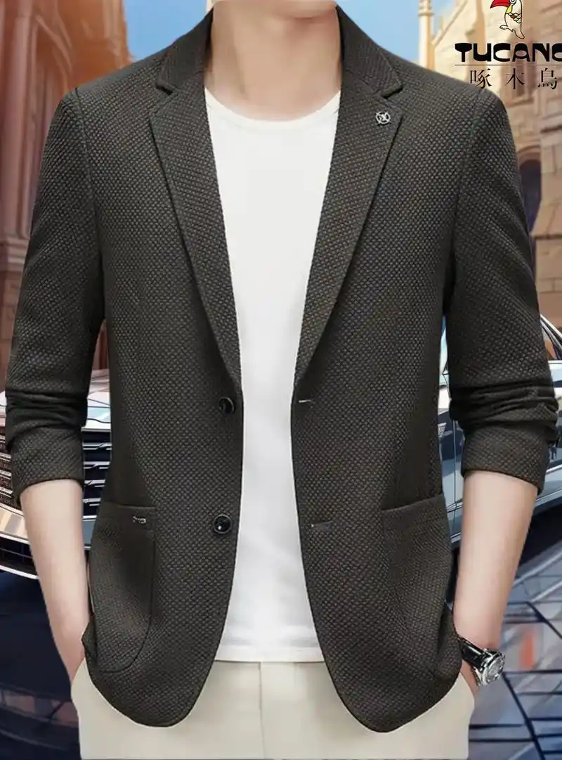 春风十里不如你身穿精致西服来的帅气