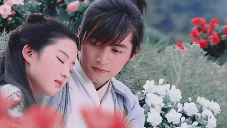 赵灵儿:"在你有生之年,我会一直陪着你"#胡歌#刘亦菲#李逍遥#赵灵儿